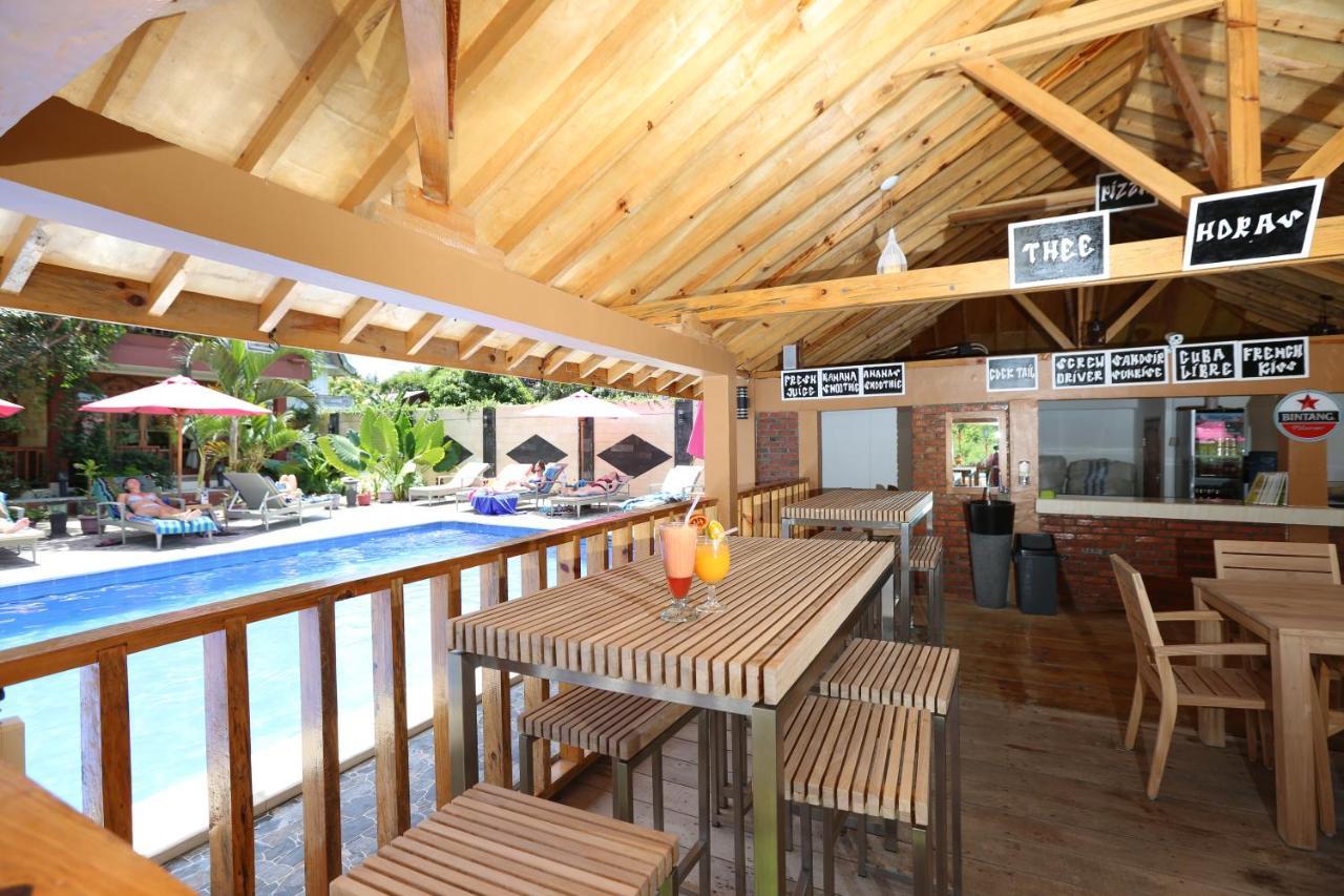 Toba Village Inn Tuk Tuk Esterno foto