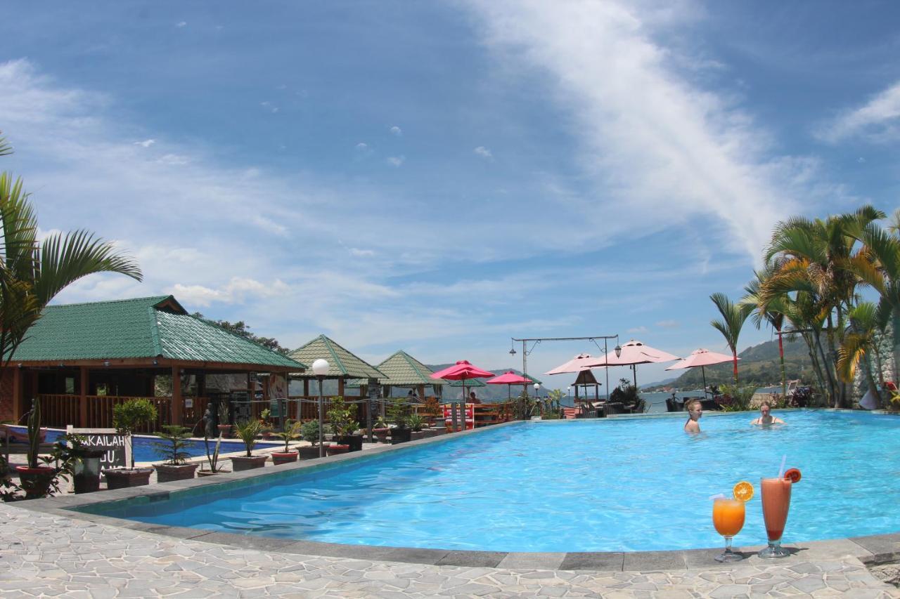 Toba Village Inn Tuk Tuk Esterno foto